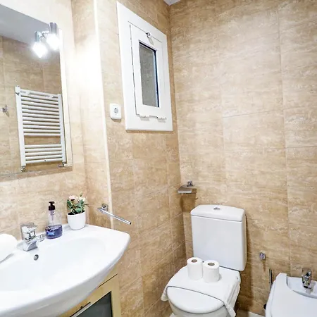 Appartamento Golden Sands By Hello Homes