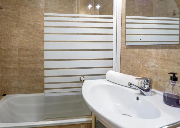 Golden Sands By Hello Homes 公寓