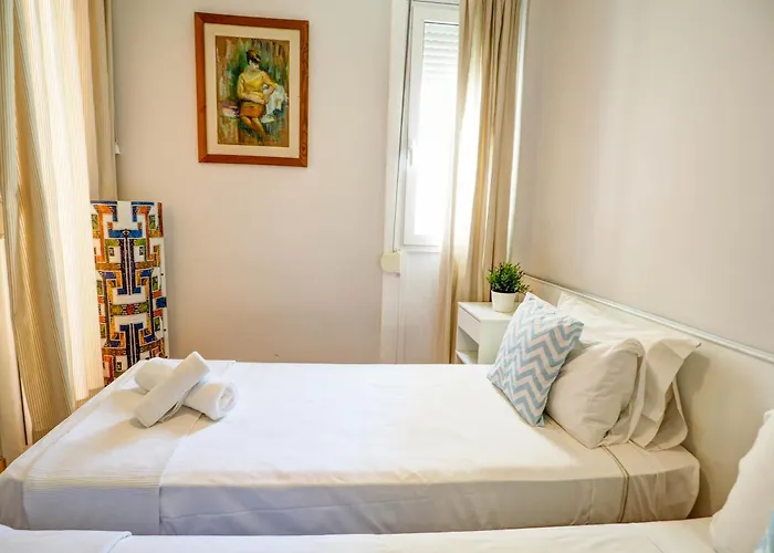 Golden Sands By Hello Homes شقة